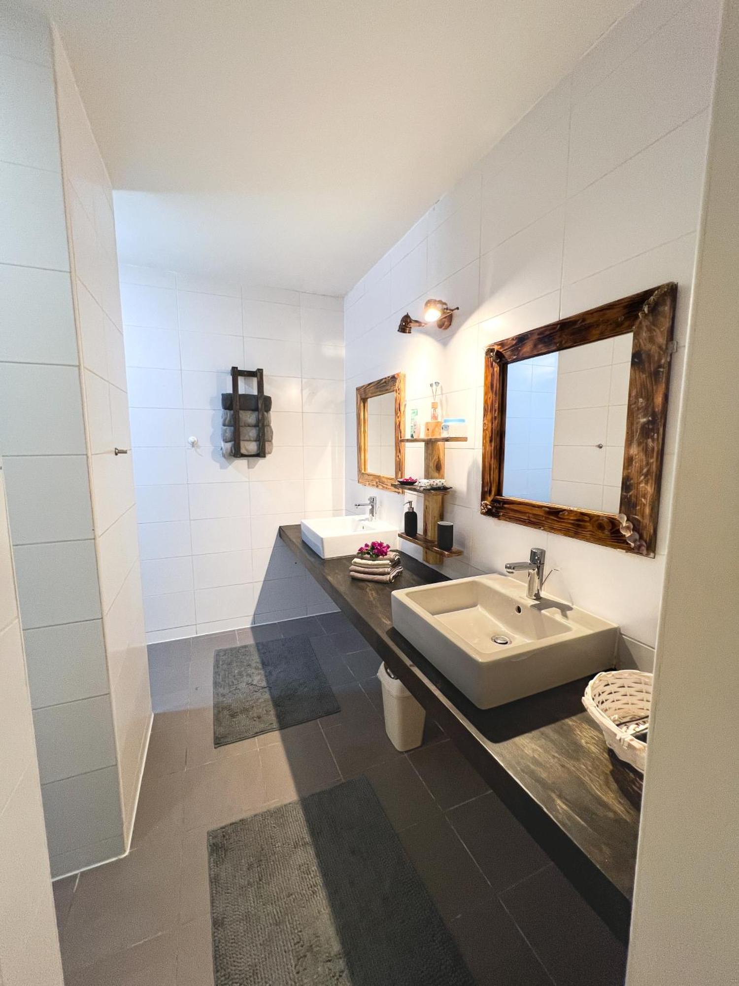 Luxe zeezicht appartement Bayside, Jan Thiel Boca Gentil Willemstad Buitenkant foto